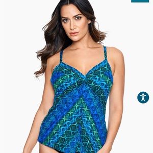 MiracleSuit Ocean Ombre Love Knot Tankini